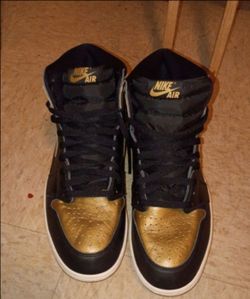 Nike Air Jordan 1 Retro High OG Metallic Gold Size 13 Men