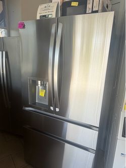 Lg French door 4 door fridge
