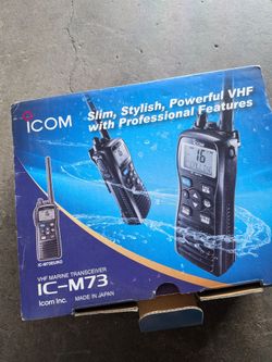 Icom m73 vhf radio