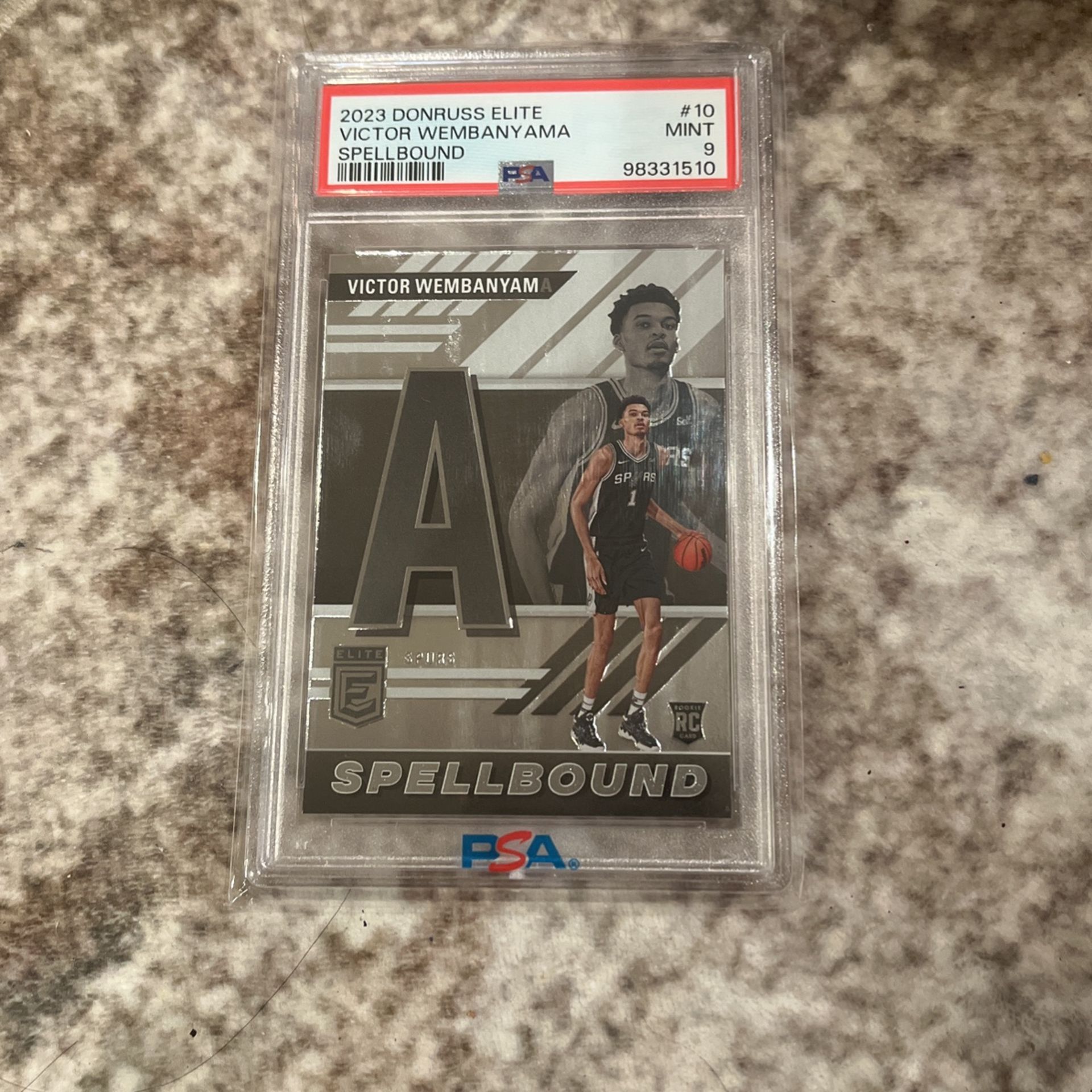 Victor Wembanyama SPELLBOUND psa 9 RC