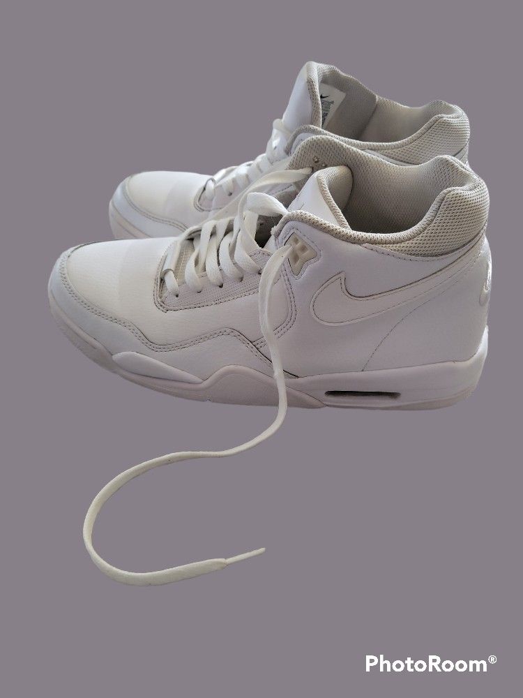 Nike Flight Legacy Basket Ball Shoe