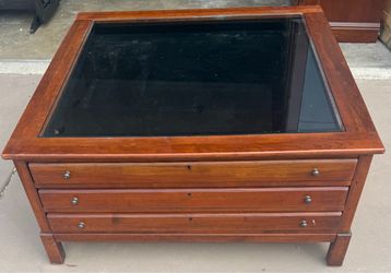Lexington Bob Timberlake Solid Cherry Display Coffee Table – Glass Top