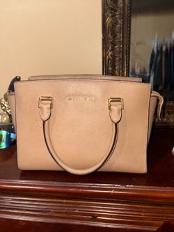 Micheal kors purse brown