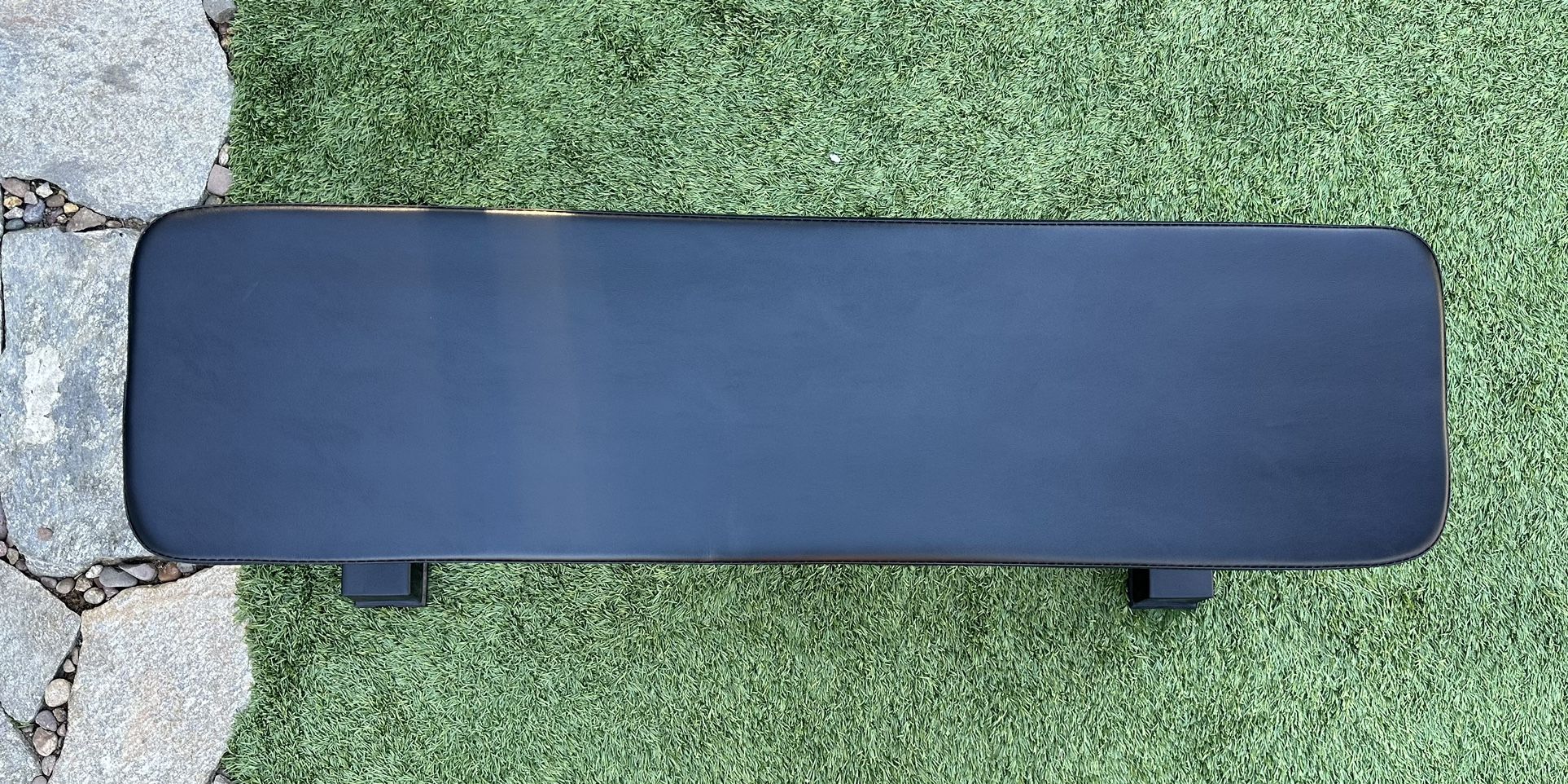 Amazon Basics Flat Weight Workout Exercise Bench, Black