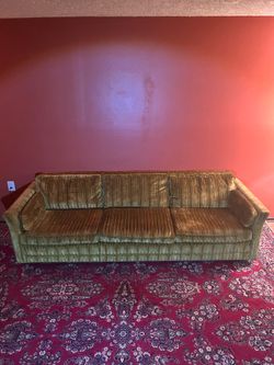 70s MCM Green Velvet Couch
