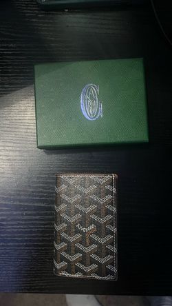 GY Saint Pierre Card Holder