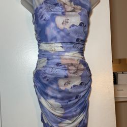 Fashion Nova Sleeveless Floral Mock Neck dress in Lavender Size s