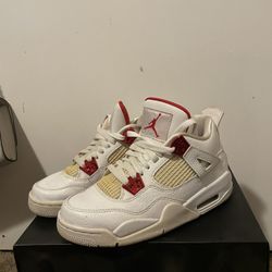Jordan Retro 4 