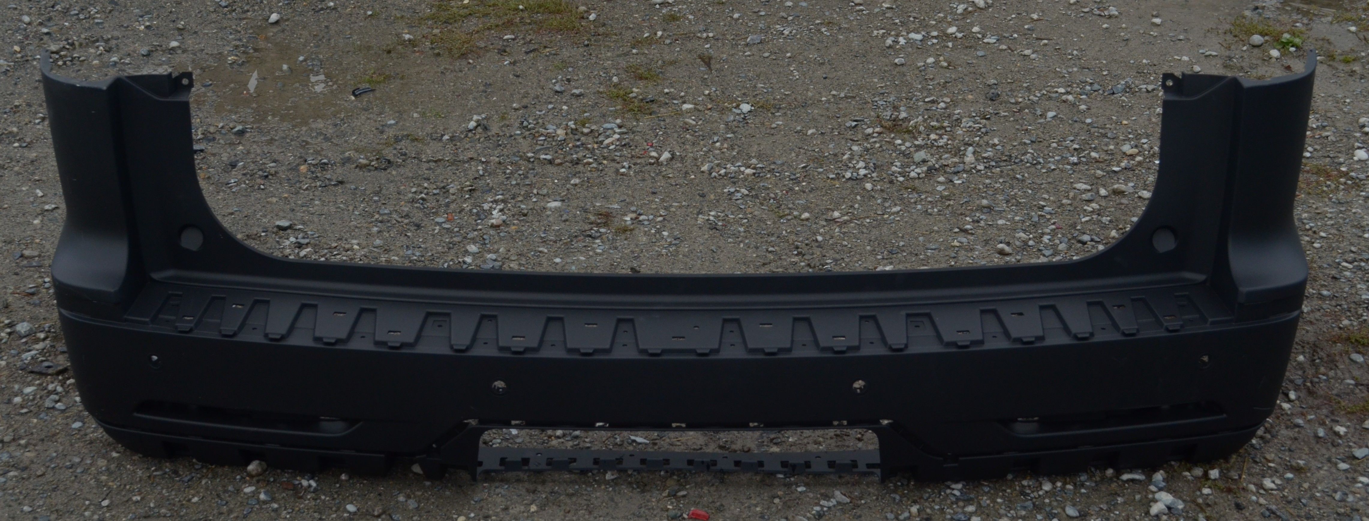 USED REF#U0204 || 2017-2021 JEEP GRAND CHEROKEE || FRONT UPPER COVER ONLY