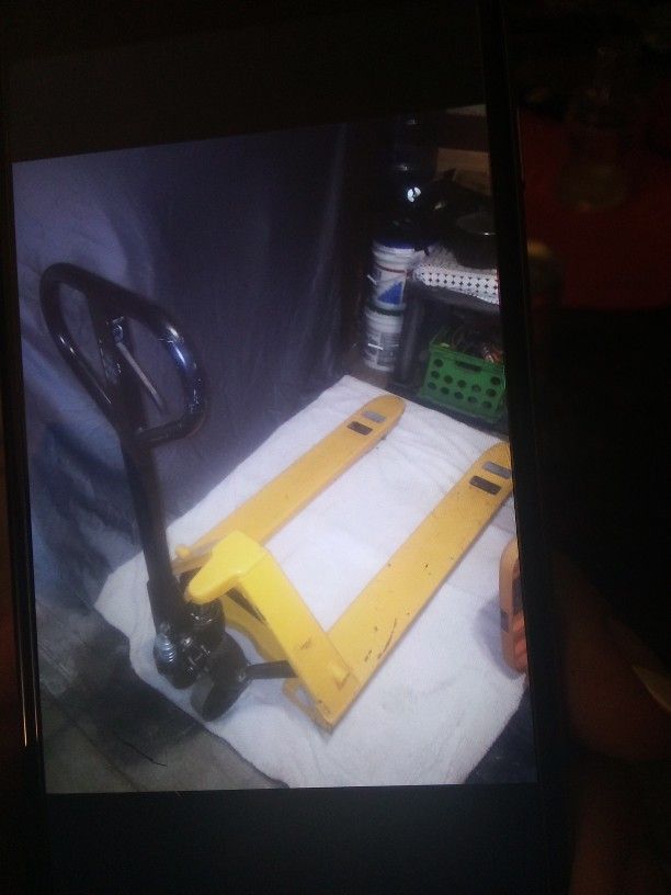 Uline Pallet Jack