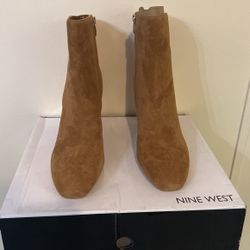 Boots Nine West