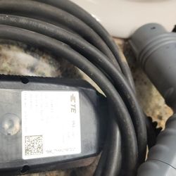 240v AC 20A 60Hz Electric Vehicle Charger 