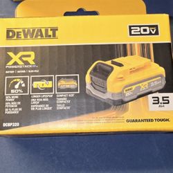 Dewalt 20V MAX XR POWERSTACK Lithium-Ion 3.5 Ah Battery Brand New Pick up in Burien Only Yes Available 
