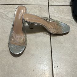 Woman Sparkle High Heels Size 9 $ 20.00