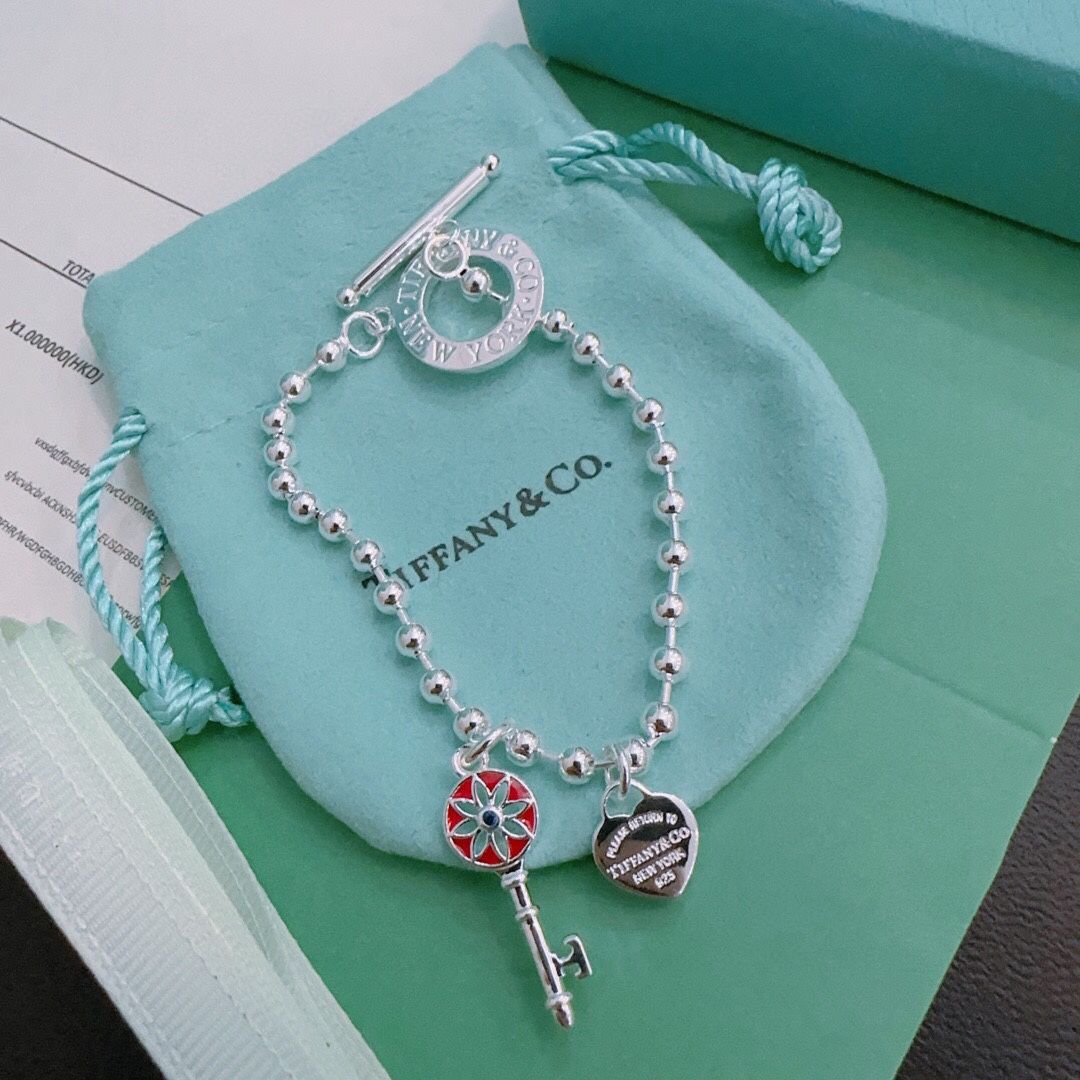 Designer keychain bracelet