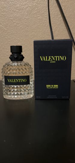 Valentino born in Roma yellow dream 100ml  EDT practically brand new only worn a couple authentic