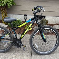 Schwinn Breaker Disc 24 Inch Youth Bike