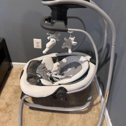 Graco Baby Swing Excellent Condition Barely Used!