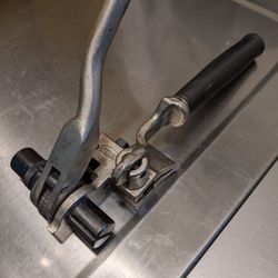 YBICO Banding Tool (Strap Tensioner)