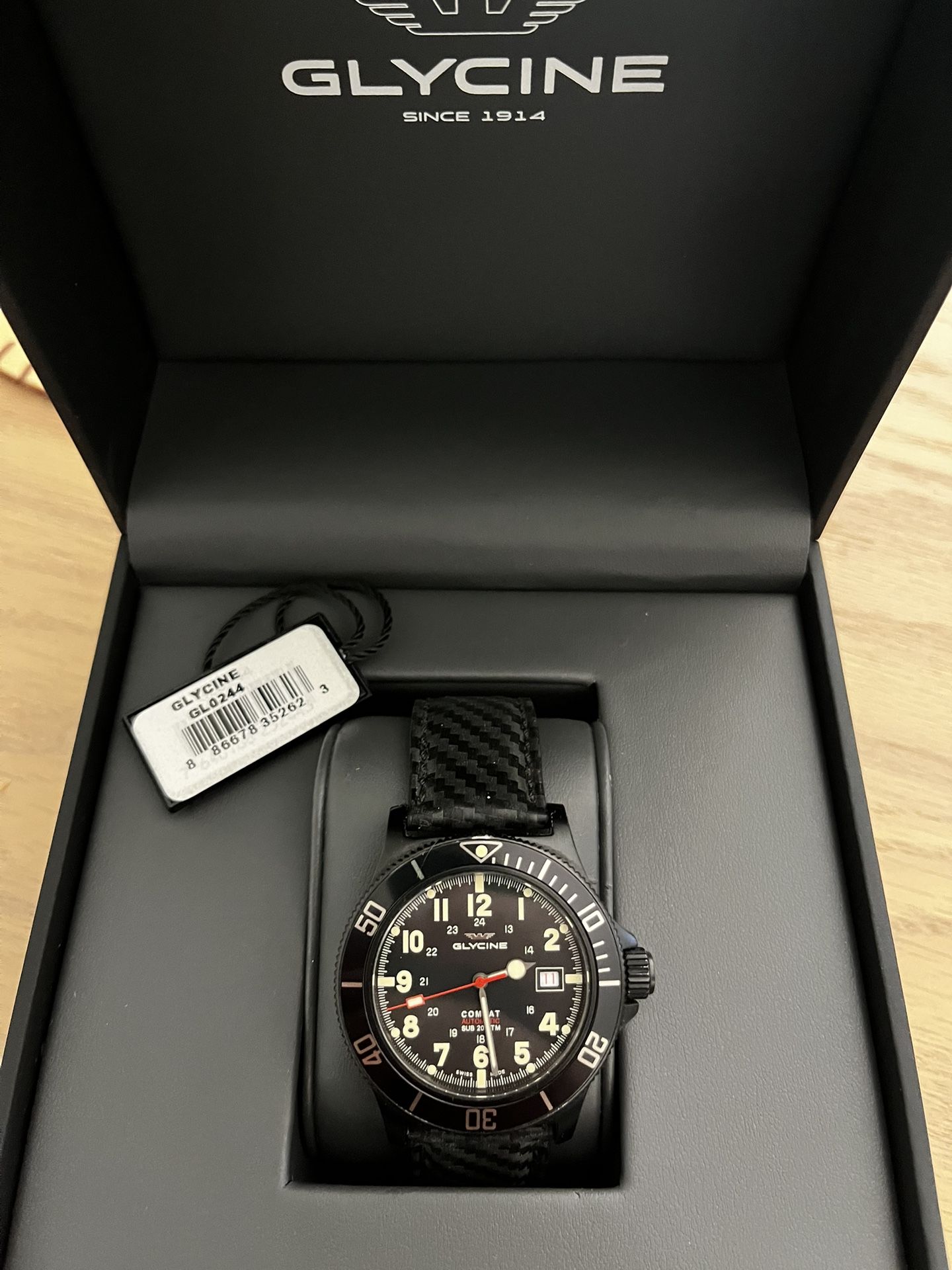 Glycine Combat Sub Watch