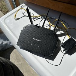 NETGEAR Router