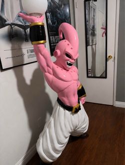 Giant Majin Buu Statue with Light 🔥