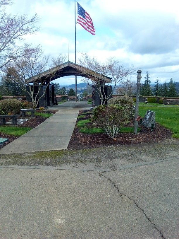 Cemetery Plots In Lincoln Memorial City View