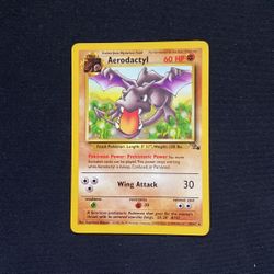 Pokémon - “Aerodactyl” 16/62 1st Edition Shadowless Base Set
