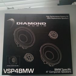 Amplifier  With 2 Set's Of Speakers 