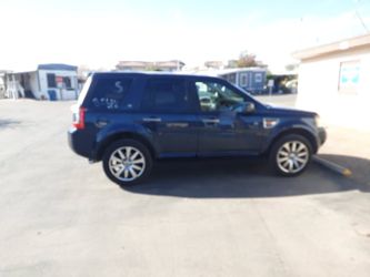 Land Rover LR2