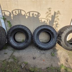 Bf Goodrich 37x12.50x17 Tires