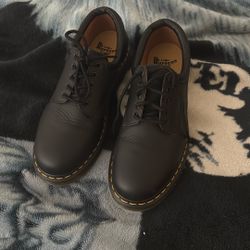 Dr Marten Men’s Size 12 Shoes 