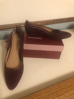 DressBarn Burgundy Velvet Wedged Slip Ons  Never Worn