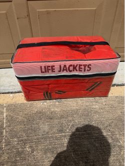 Kent Adult Type II Life Jackets – 4-Pack with Storage Bag – USCG Approved