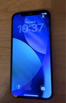 iPhone 12 64GB factory reset / unlocked