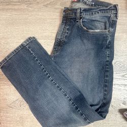 Levis Men Jeans Size:W34 L 30 Preloved Price :$14