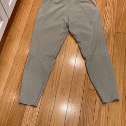 LULULEMON MENS s SMALL
