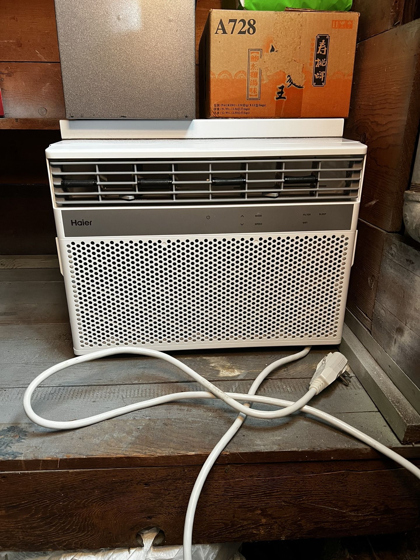 Window AC Unit