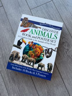 Kid’s DISCOVER ANIMALS BOOK and POSTER SET A Complete Guide to the Animals of Our World