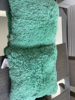 Decor pillows
