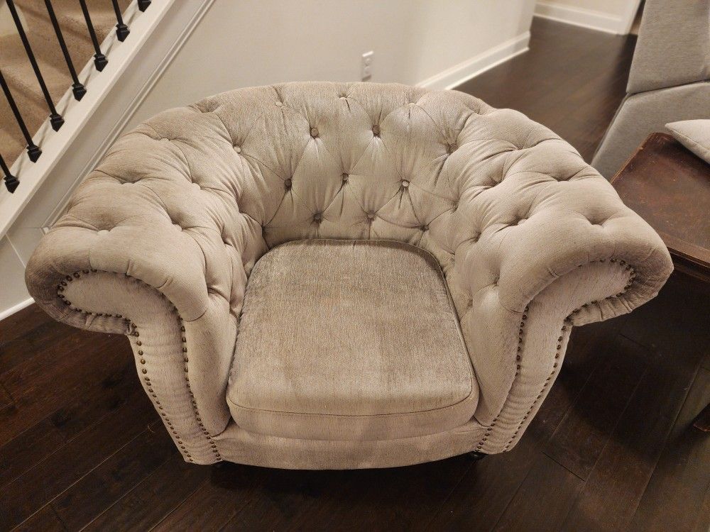 Tufted Club Chair, Sofa And Love Seat