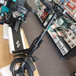 Electric Scooter For Adults And Big Kids.  With A Seat And Storage Basket Cash Offer 