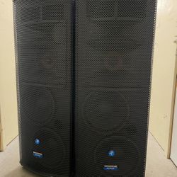 Mackie SA1232Z - Excellent Condition