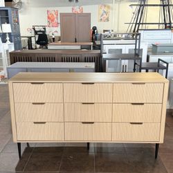 9 Drawer Dresser for Bedroom, 59.1" Large Fluted Dresser with Round Corner, Modern Dressers Wood Chest of Drawer for Living Room(Natural) 💰160$