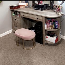 Desk/vanity