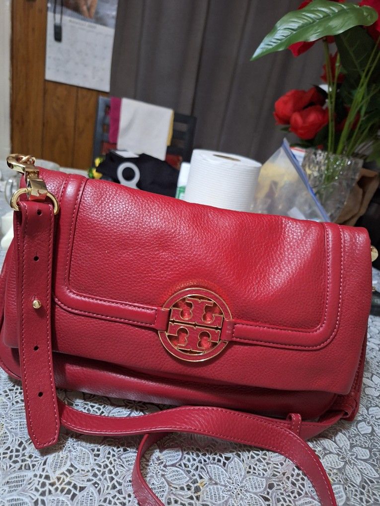 Very Nice Real Leather. Purse I Take The Best Offer