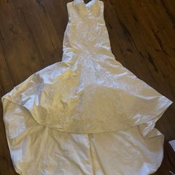 wedding dress 