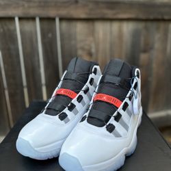 Nike Air Jordan 11 Adapt White Size 10