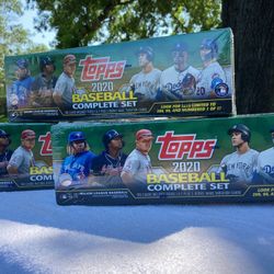 Topps Baseball Cards 