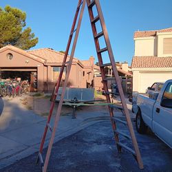 Warner 16' Folding Ladder PRICE Is FIRM 